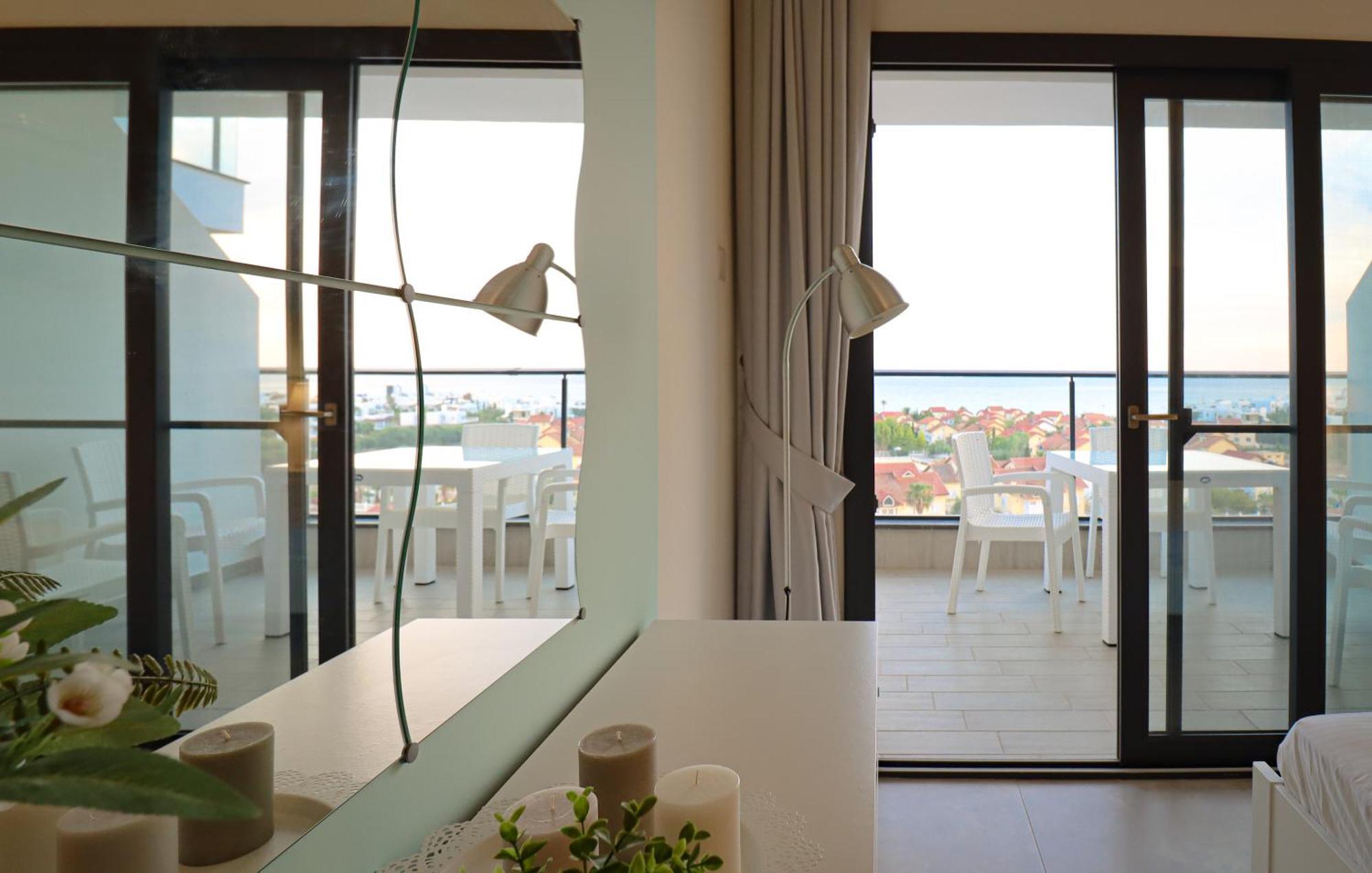 Terra Apartments In Caesar Blue Resort, Fixed Lunch Till 3Pm, Gym, Heated Pool, Sauna, Kids Club Rizokarpaso Buitenkant foto